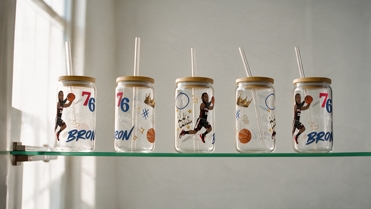 Philly Basketball Glass Tumbler 16oz